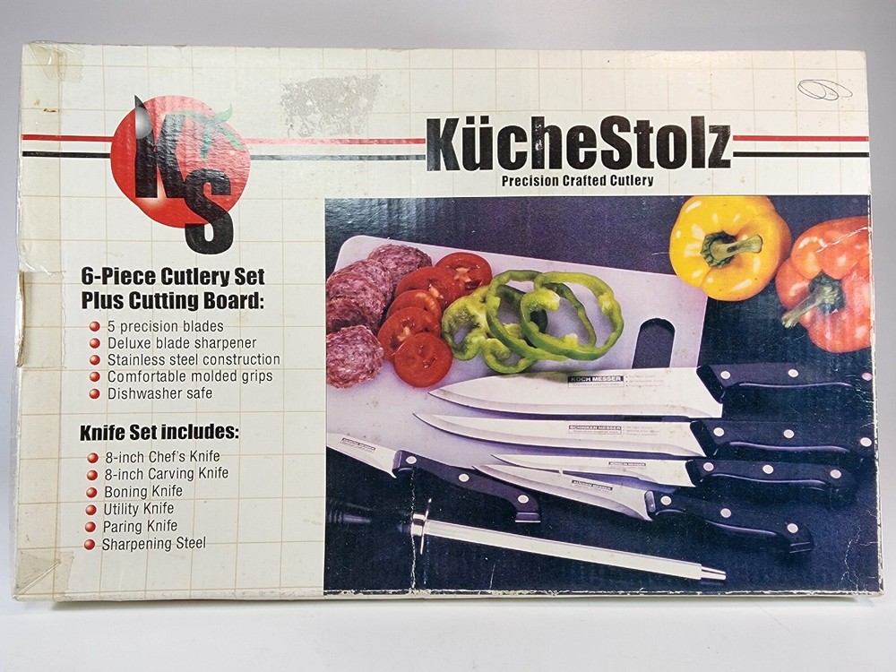 KücheStolz Precision Crafted Cutlery Plus Cutting Board
