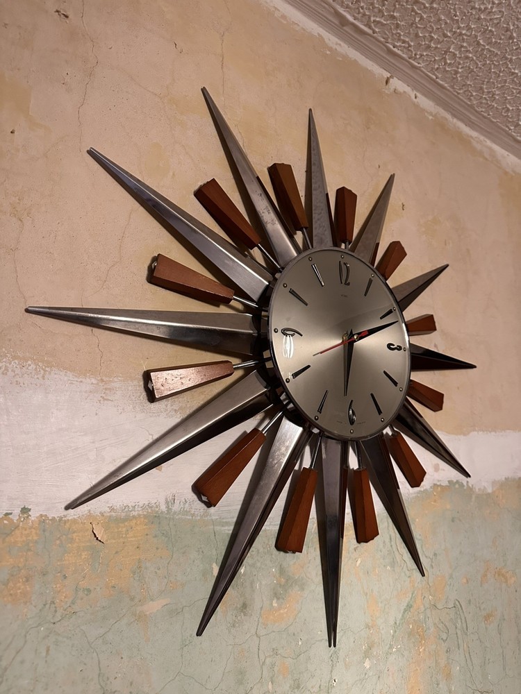 Metamec Sunburst Clock Silver version Working VGC 60’s