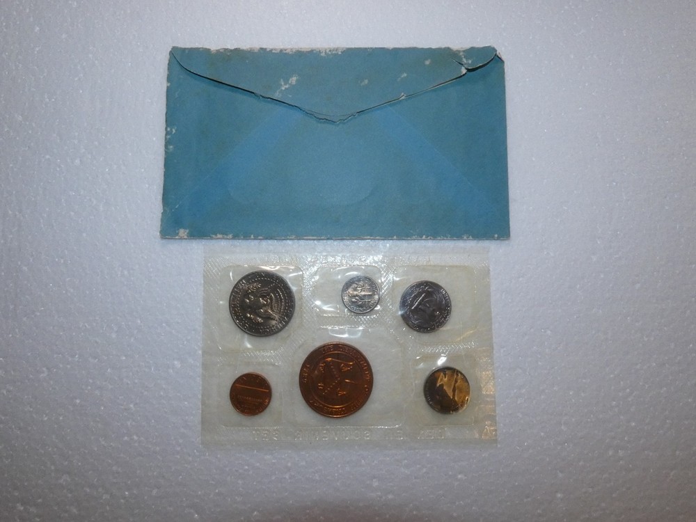 1974-D Denver Mint Souvenir Mint Set with envelope
