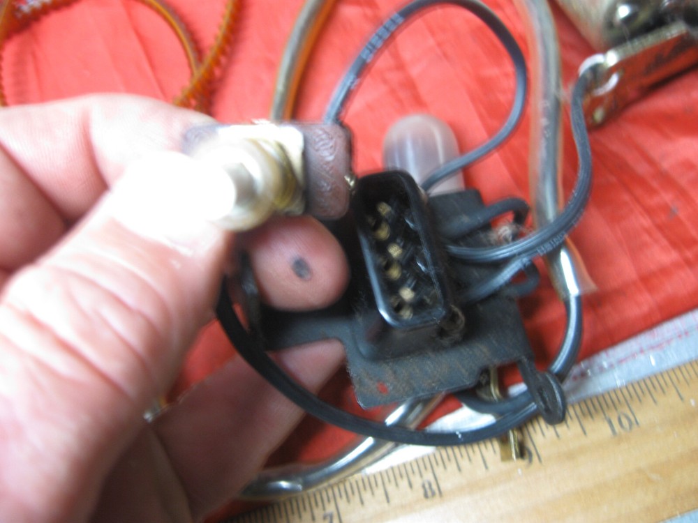 Necchi 523FA Sewing Machine Motor Light Switch Socket 3M-952HS MATSUSHITA