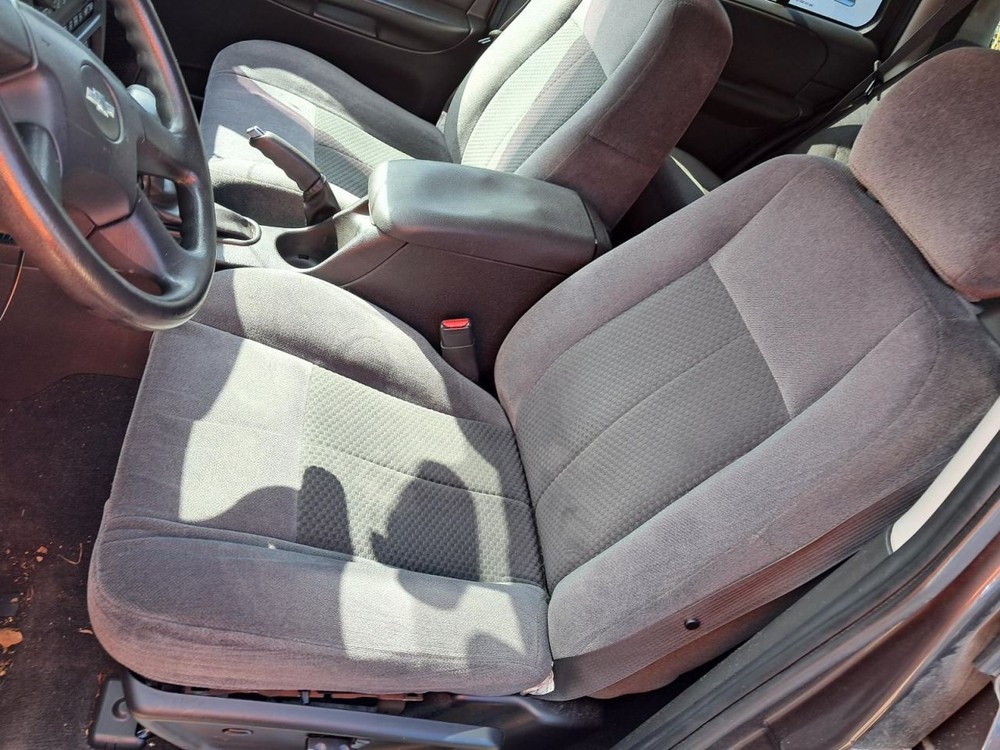 TRAILBLAZ 2008 Glove Box 4820986