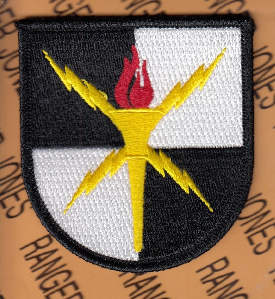 US Army Cyber School ~3.5" uniform shoulder patch m/e