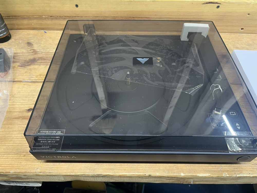 NEW OPEN BOX Victrola Automatic BT Bluetooth Model VPT-800 Record Player