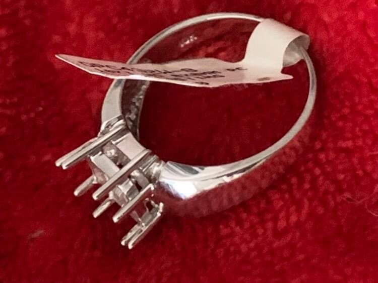 10kt White Gold 8x8mm Pc Ring Casting~Size 8