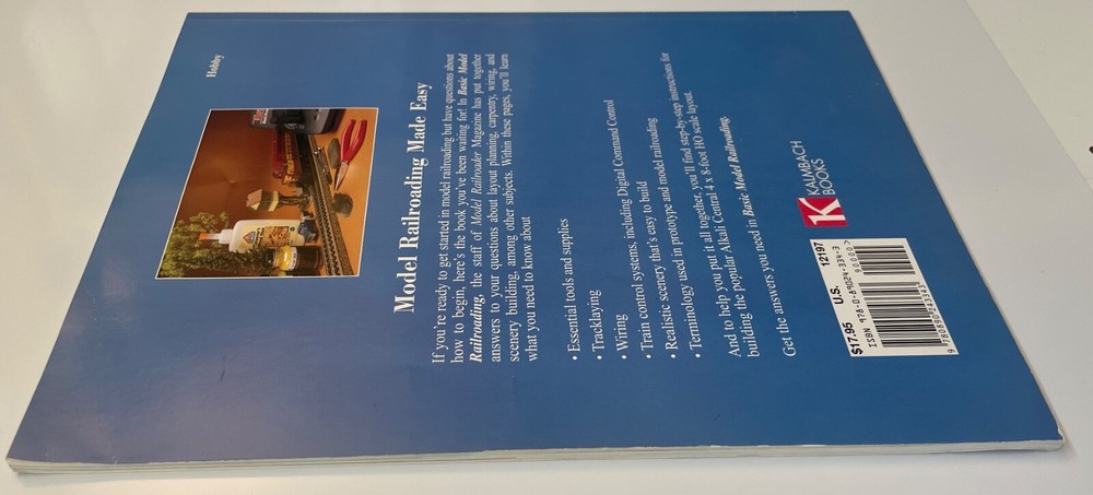 Model Railroader, Basic Model Railroading. FREE SHIPPING! Awesome! 1999