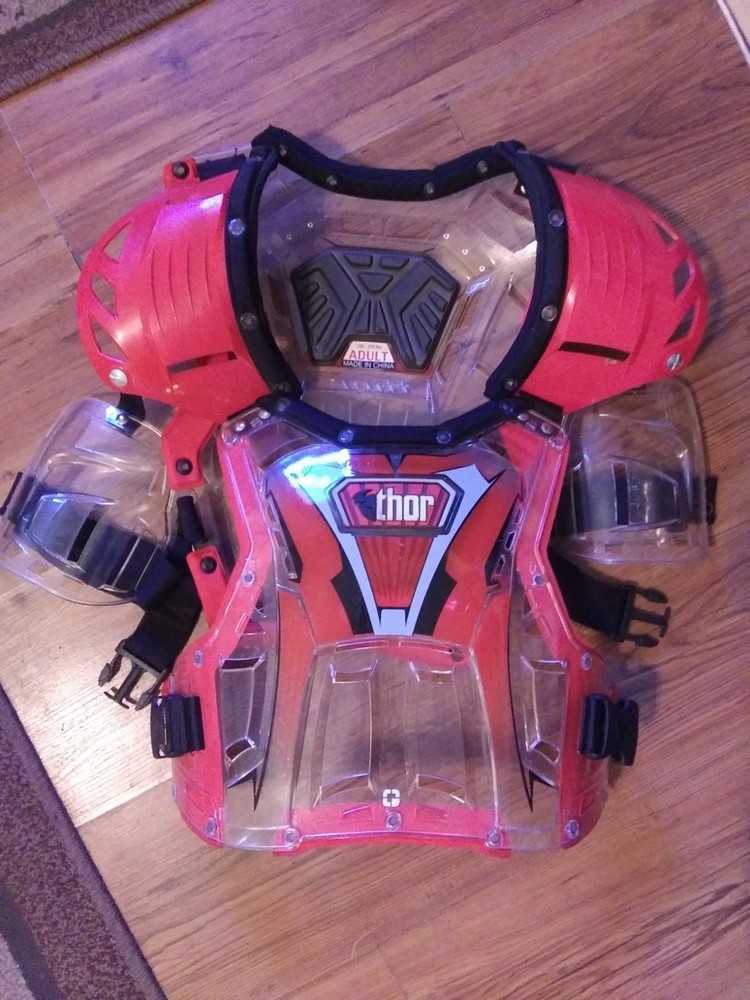 Thor Quadrant Adult Chest Protector