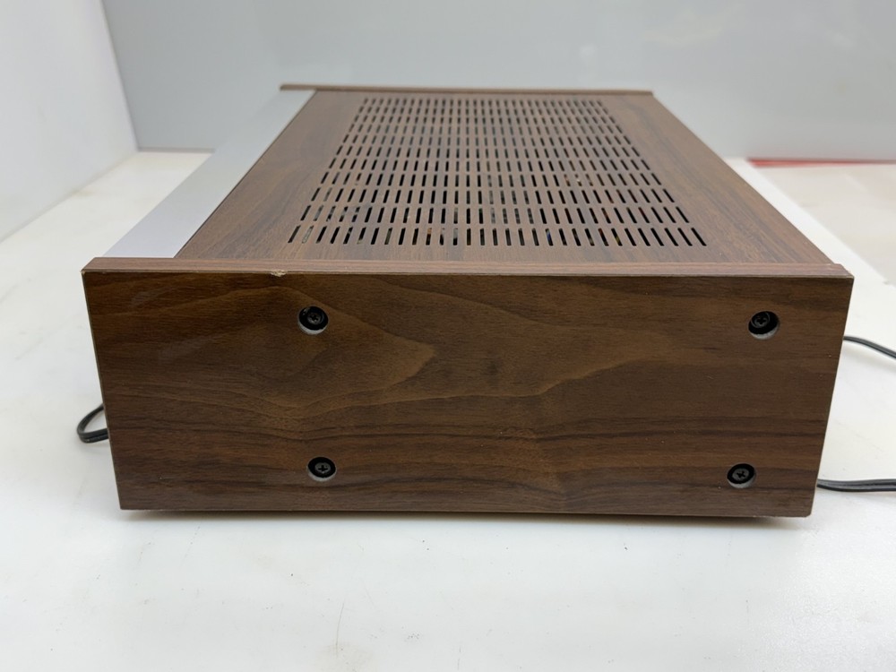 JVC R-S33 Stereo Receiver w/ Graphics Equalizer