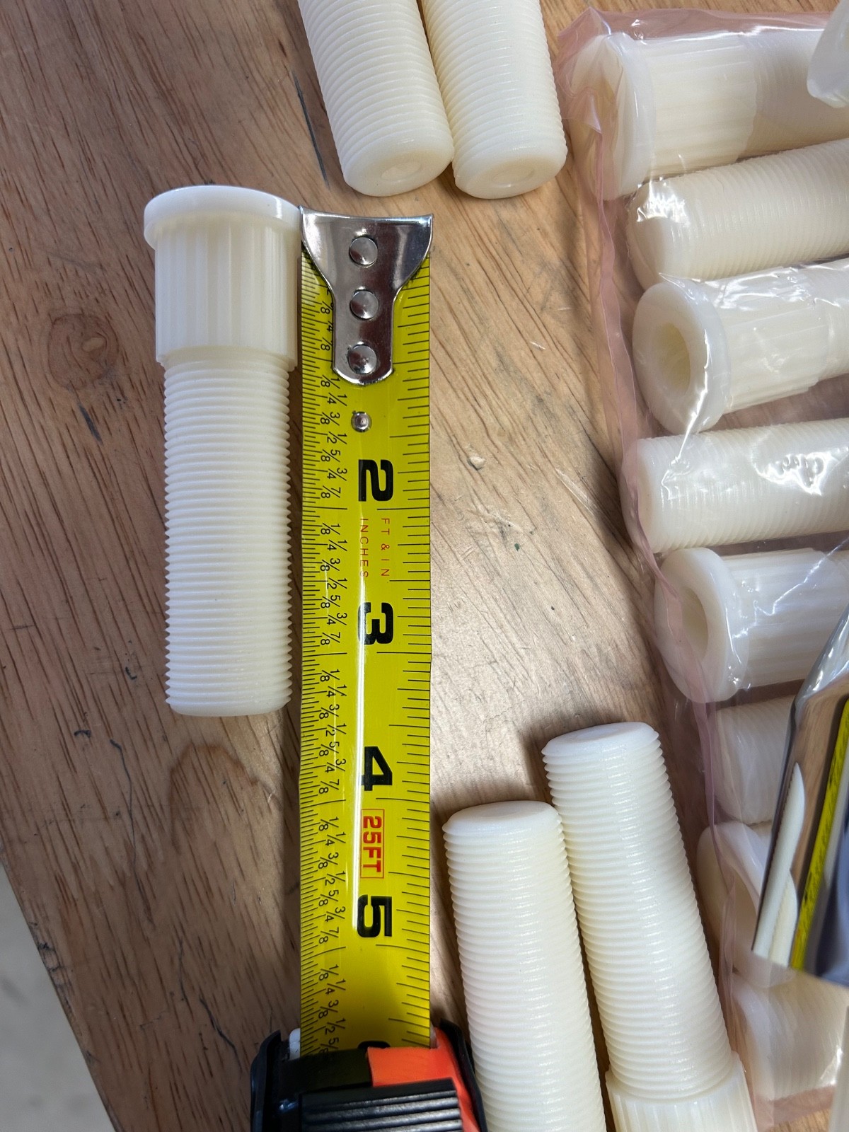 Phantom 10 lug plastic studs 22x1.5 dually 40 pieces