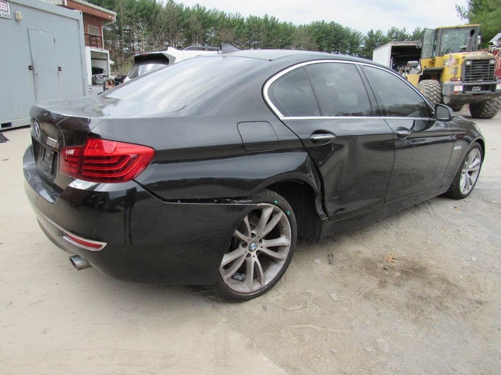 535I 2015 Glove Box 1005029