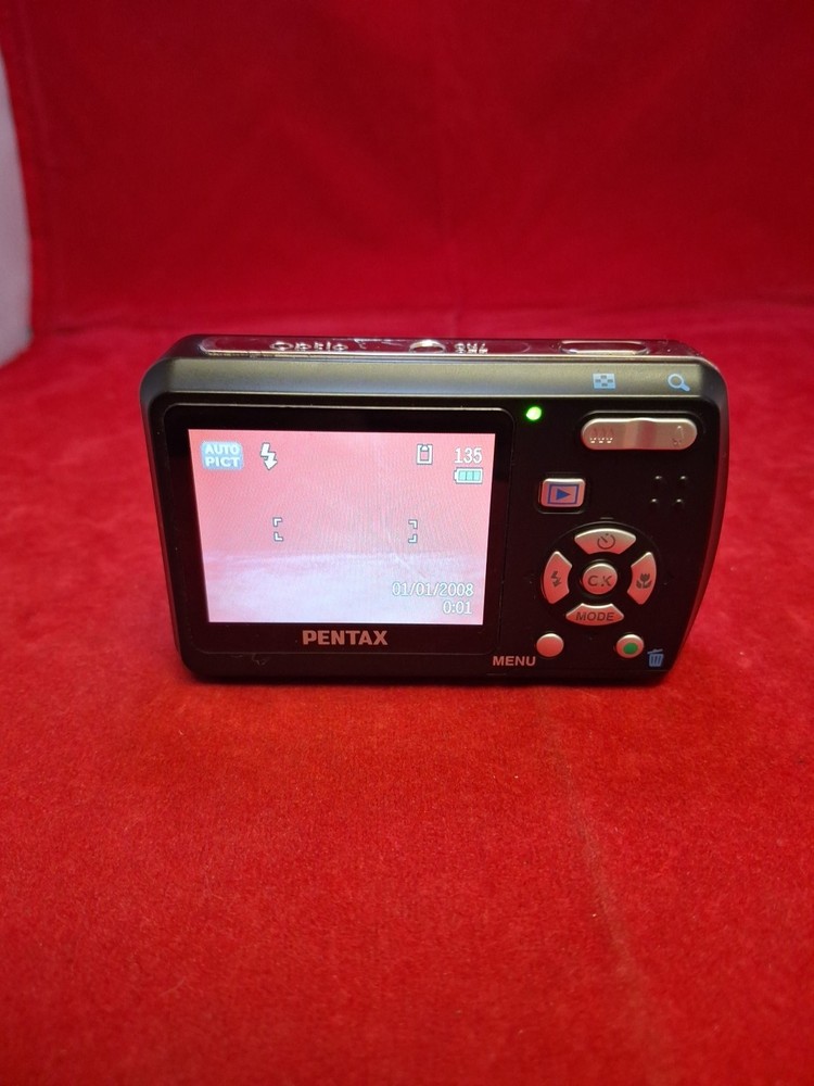 Pentax Optio E50 Digital Camera 8.1MP Black Inc Sd Card E2