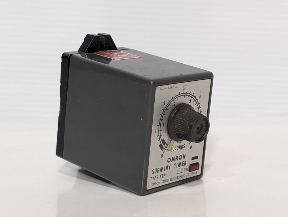 Omron Type STP-100VAC Subminy Timer 0-10 Minutes