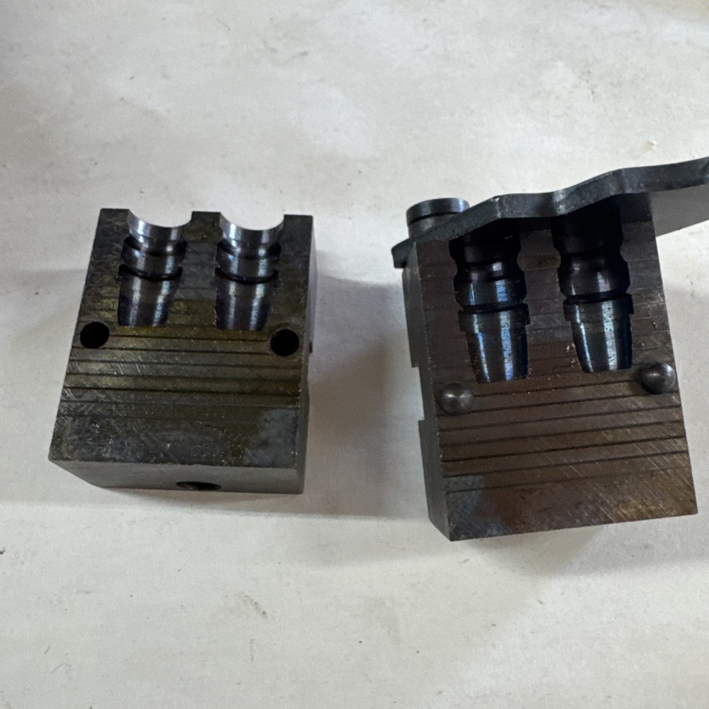 lyman bullet mold 358429