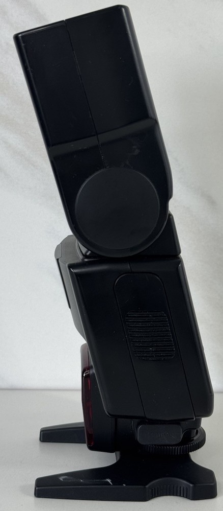 Canon Speedlite 550EX Shoe Mount Flash