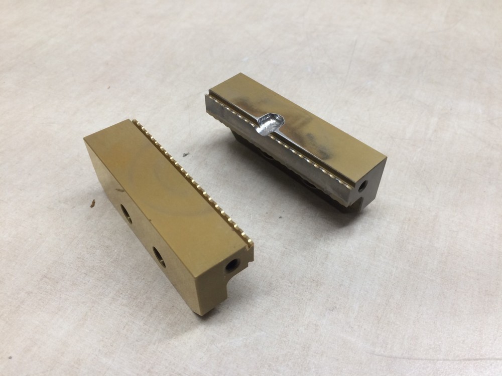 5th Axis V75100-5 Steel Clamp Top Tooling Self Centering Jaws
