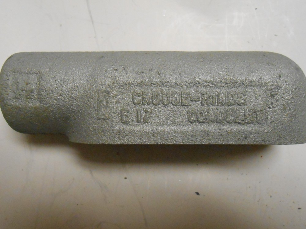 CROUSE HINDS 1/2"  E CONDUIT OUTLET BODY E17