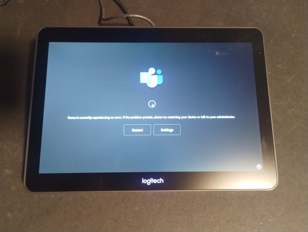 Logitech Tap Touchscreen 939-001950 plus Table Mount - Tested Qty Avail