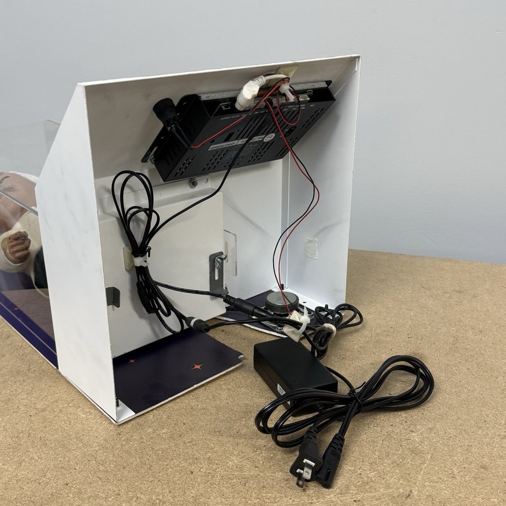 Professor Einstein Robot Hanson Robotics Interactive Tutor Genius STORE DISPLAY