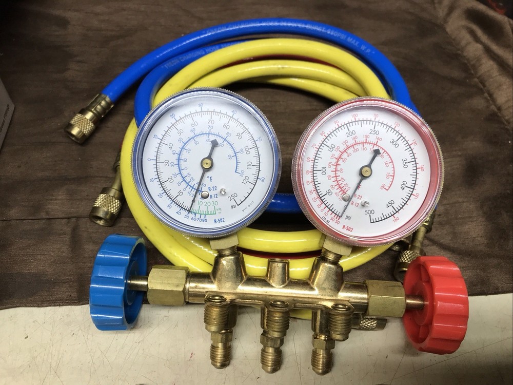Interdynamics Professional Air Conditioning Manifold Gauge Set