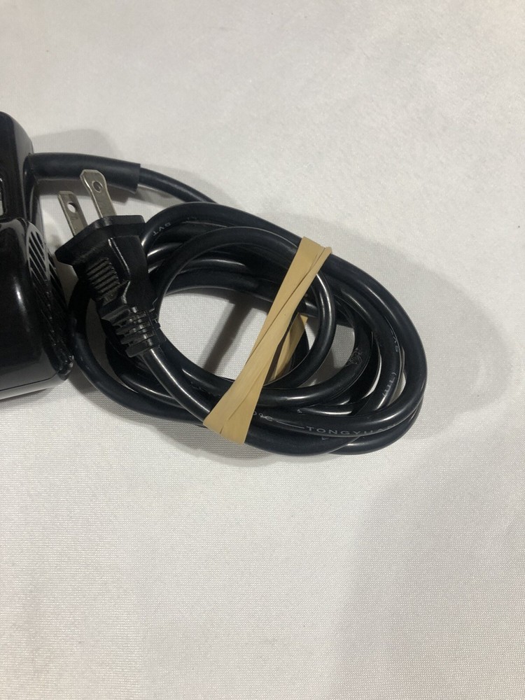 Datavac PC Personal Vacuum Cleaner Model# MS-4 for PC/Keyboards/etc.