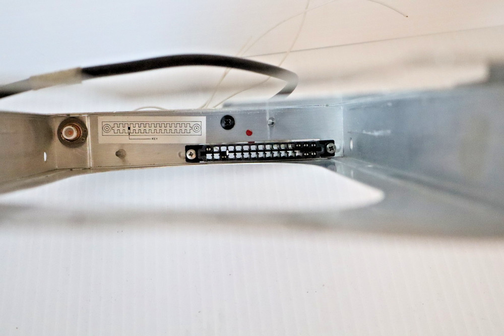 Bendix King KN 64 DME Mounting Tray & Connector