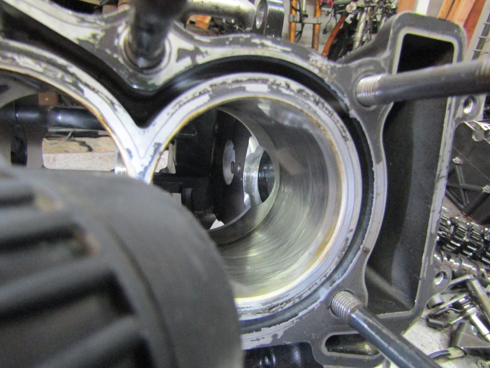 USED OEM 2017 - 2020 Yamaha Crankcase Assembly Halves YZF-R6 R6 BN6-15100-09-00