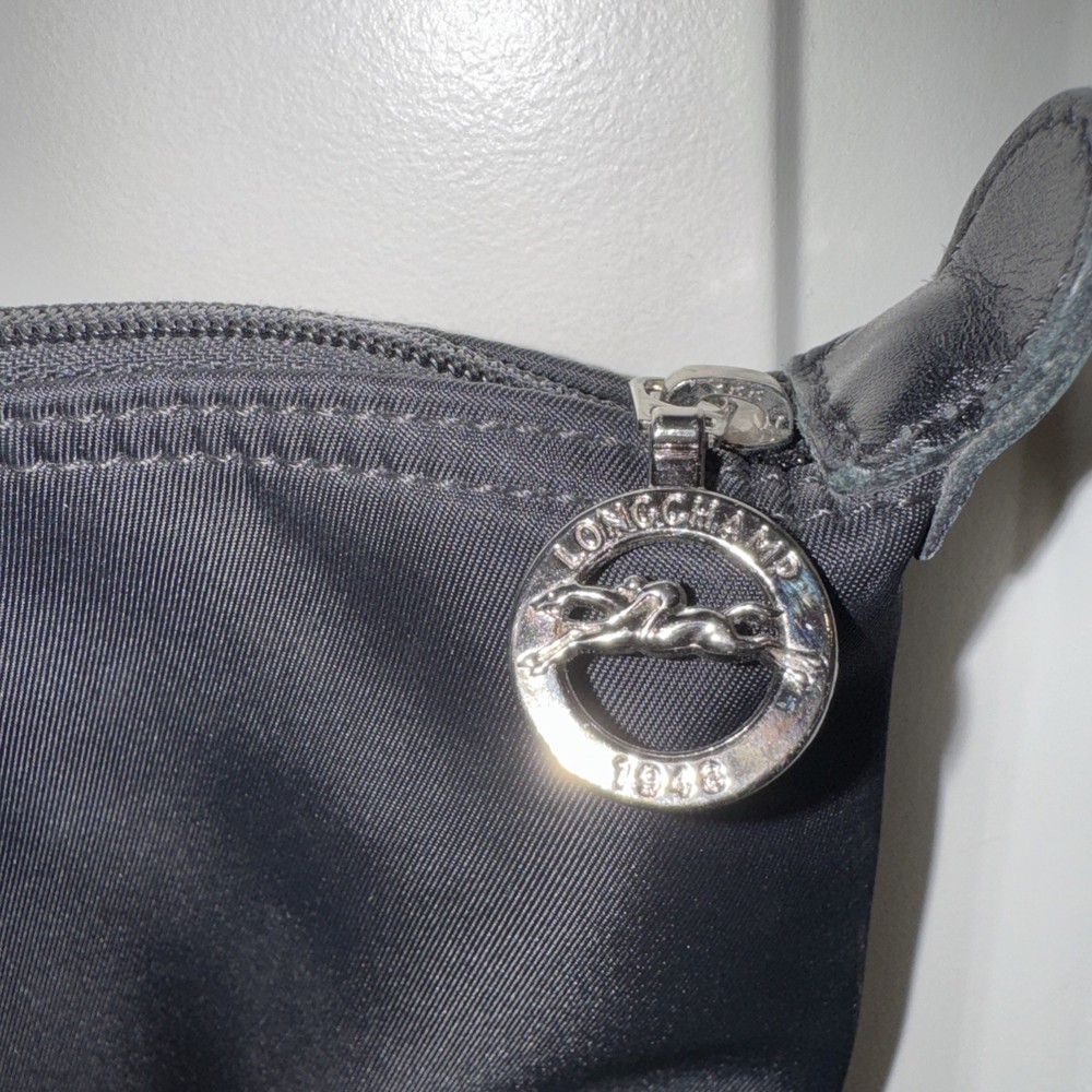 Longchamp Nylon Le Pliage Medium - 100% Authentic