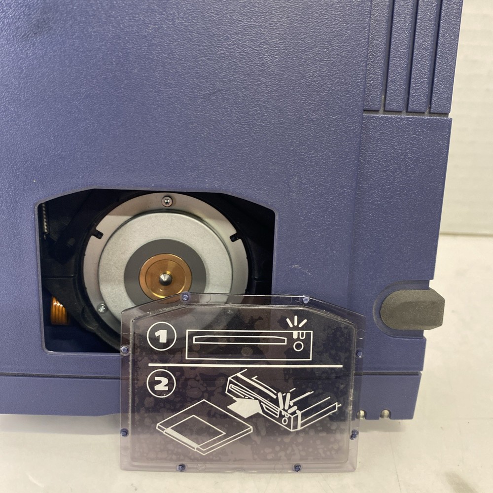 Iomega Zip 100 Parallel Port Drive Model Z100P2