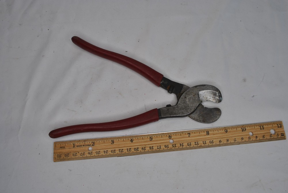 Klein Tools 63050 9-1/2" High Leverage Cable Cutters Pliers