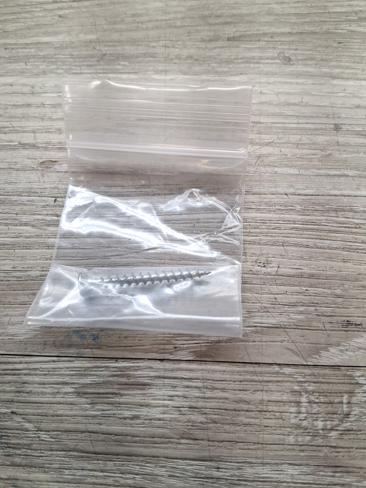 Airthings Wave Radon 2951 Radon Detector Humidity & Temperature Monitoring