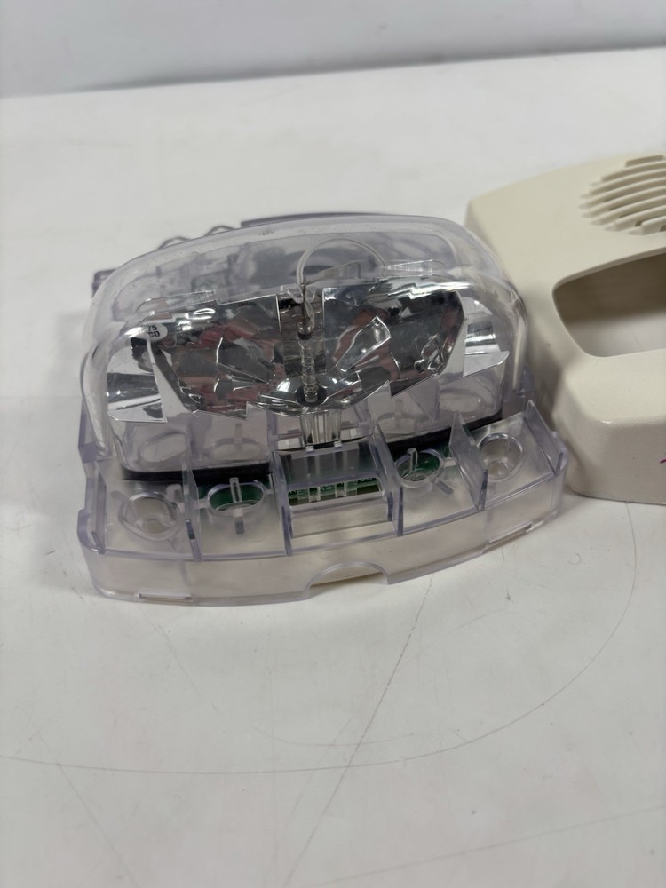 Simplex 4903 - 9429 Fire Alarms White Wall Mount