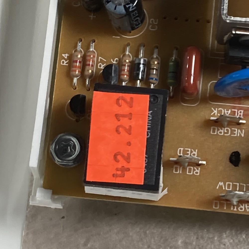 West Bend Bread Maker Replacement Part Control Circuit Board Buttons Model 41042