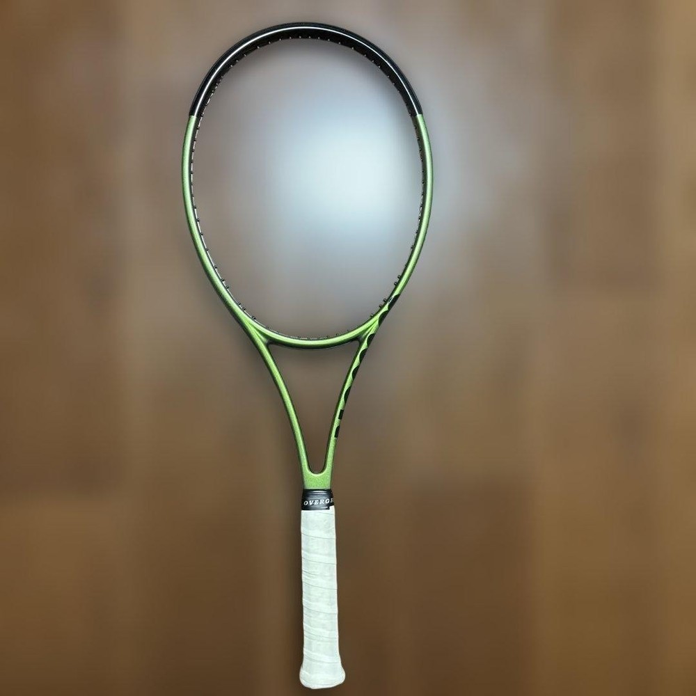 Wilson BLADE V8 ProLab Tennis Racket 305