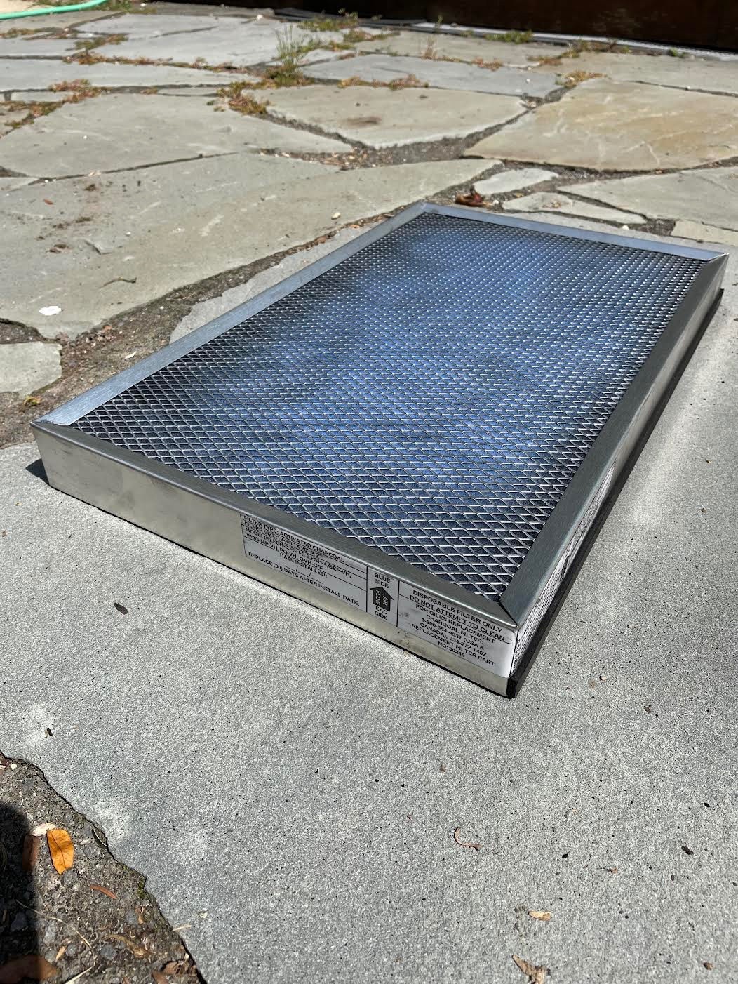 Industrial Kitchen Filter / Giles Charcoal Filter Assembly / 20" x 12-3/8" / NEW