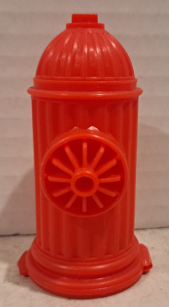 Vintage 1984 Fleer FIRE PLUG Candy Container Bubble Gum RED Hydrant Empty 3"