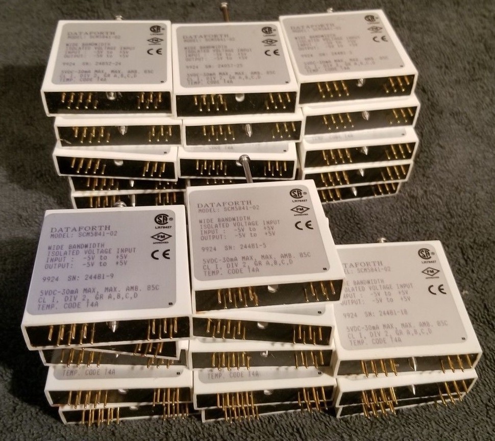 Dataforth SCM5841-02, wide bandwidth isolated voltage input module