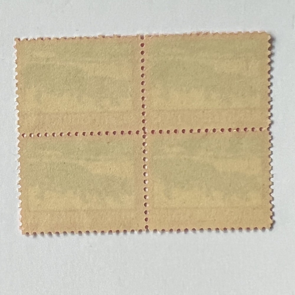 ERROR 1947 CHRISTMAS SEAL BLOCK WITH WHITE DOT ABOVE MOUNTAIN RANGE