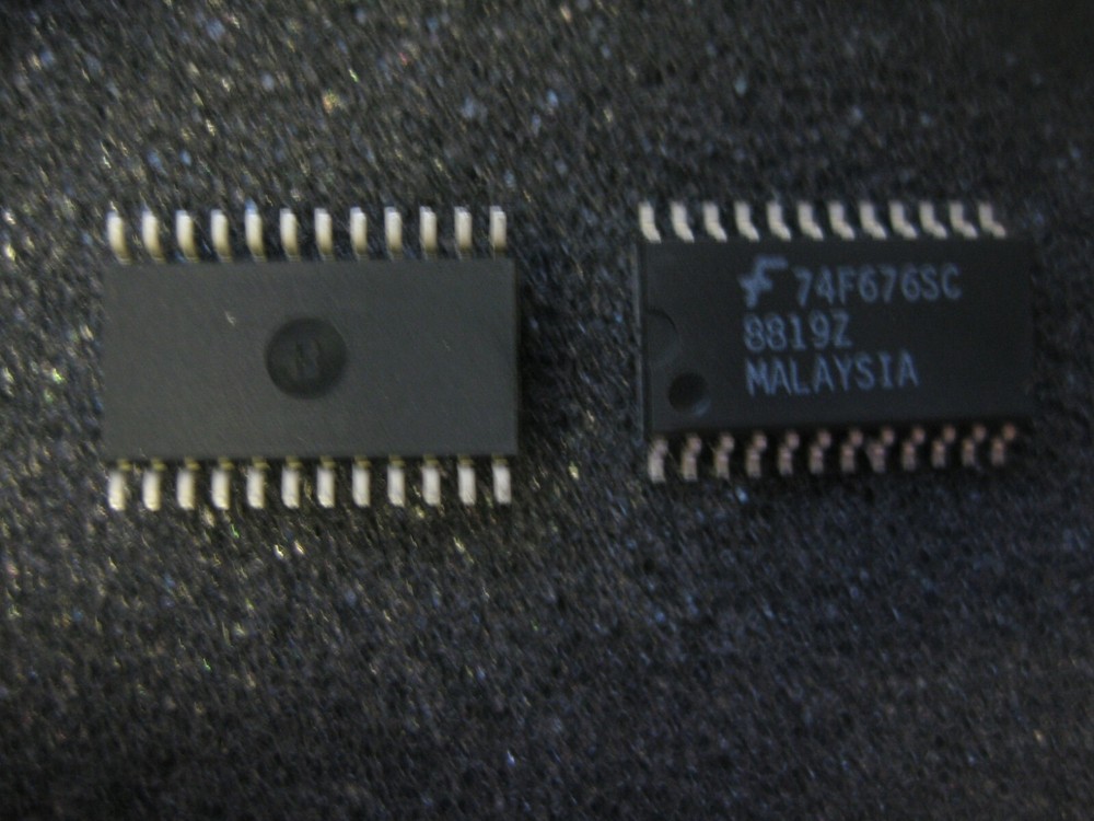 74F676SC IC SHIFT REGISTER 16-BIT SERIAL PARALLEL 24-PIN SOIC (LOT OF 2)