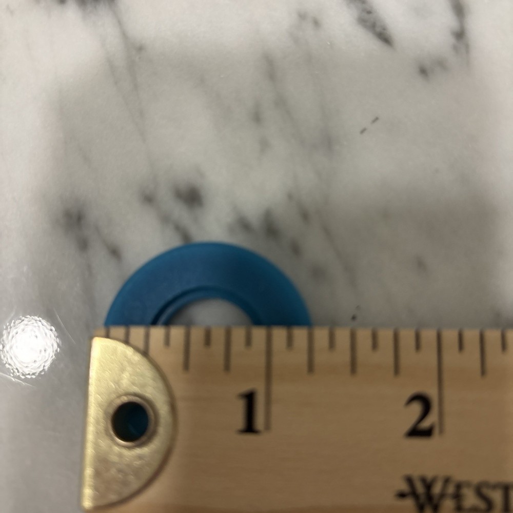 Yarnology & Boye PomPom Maker Assorted Sizes With Instructions