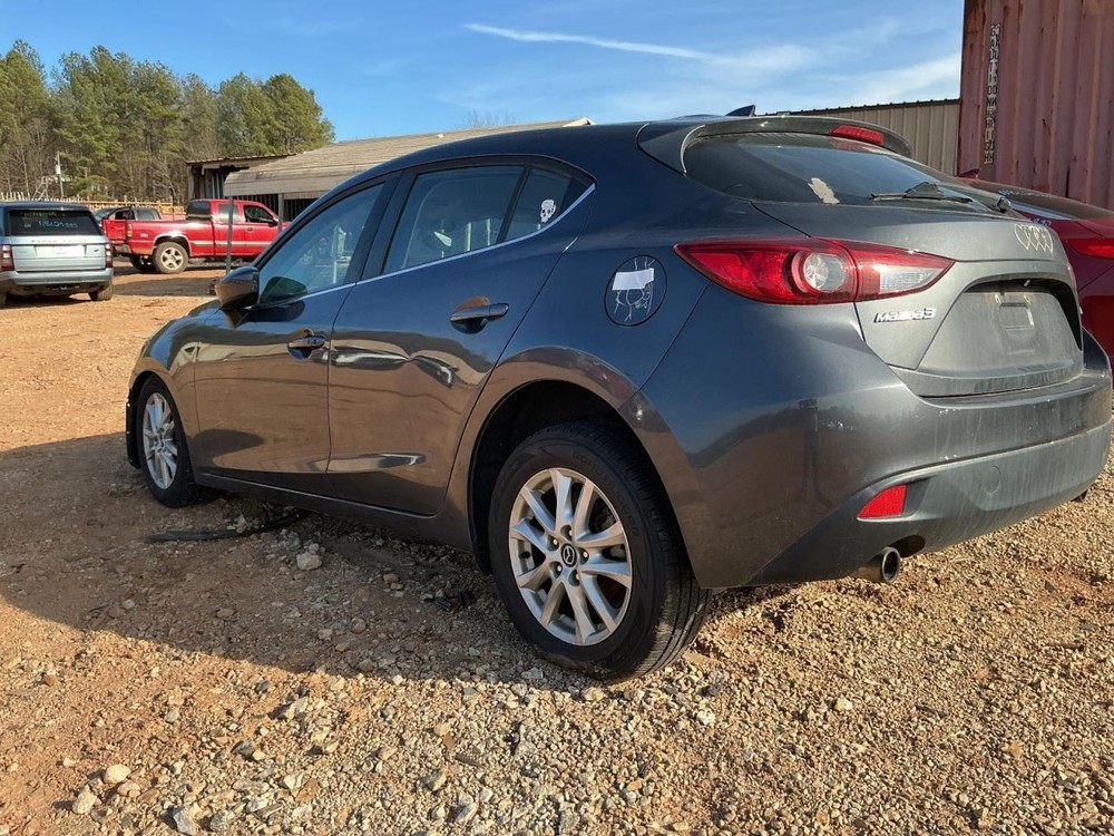 3 2016 Glove Box 4920055