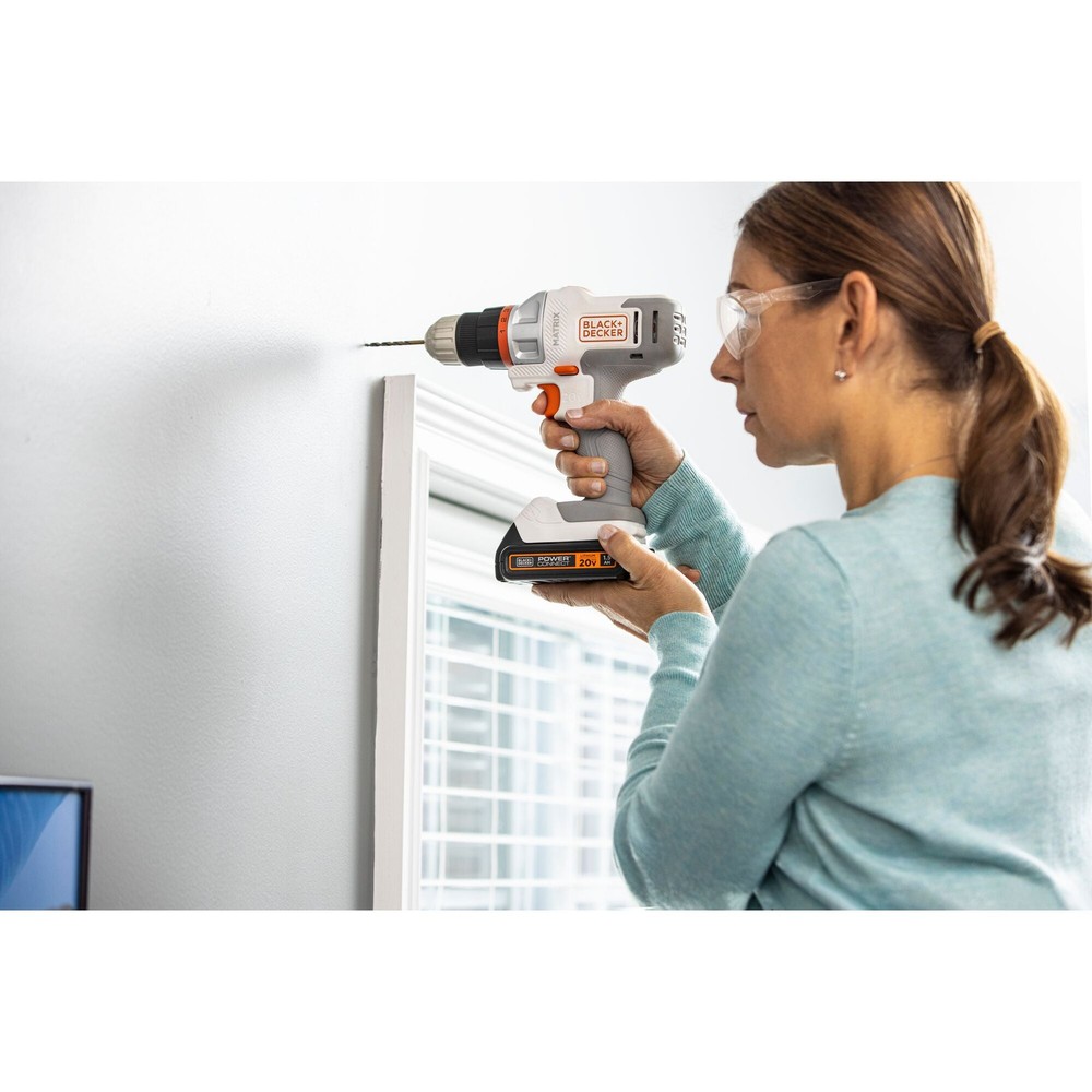 BLACK+DECKER 20V MAX Matrix Cordless Drill/Driver Kit, White - BDCDMT120WC1FF
