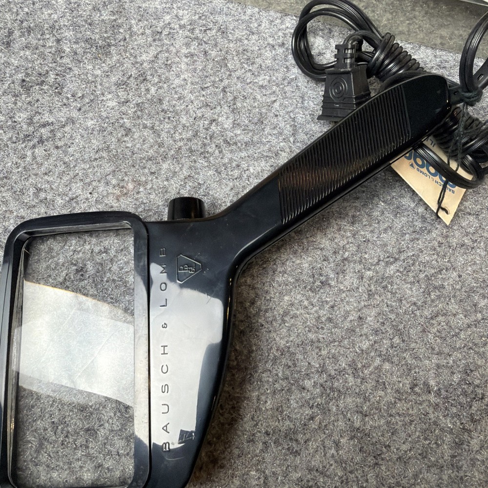 VTG Bausch & Lomb Light Up Magnifying Reading Glass Black Rectangular USA