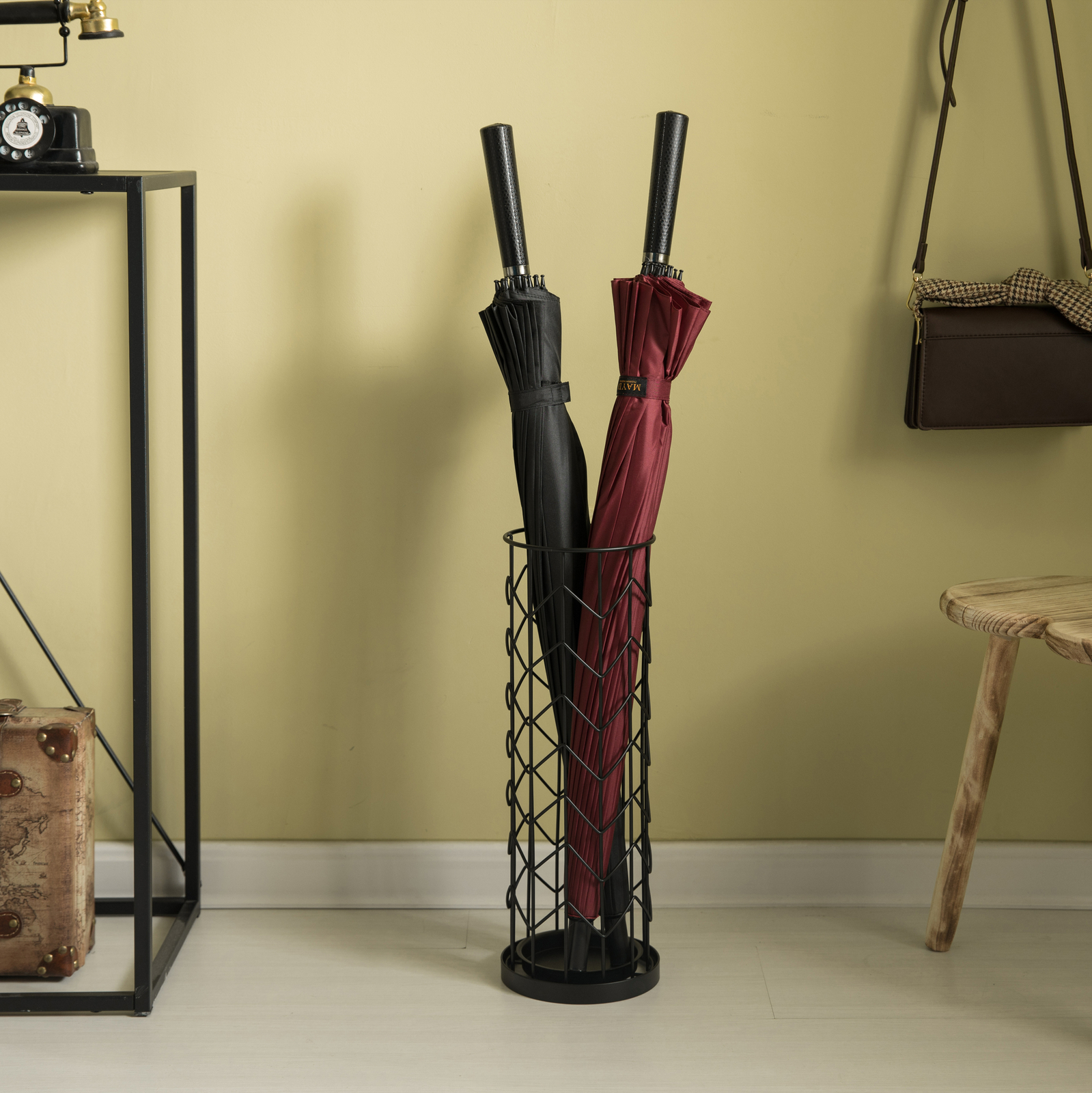 New Black Round Horizontal Design Umbrella Holder Stand for Indoor and Outdoor