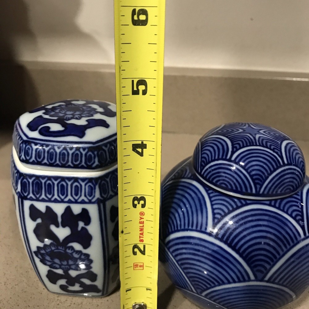 Decorative Ceramic Blue & White Lidded Jar 3 Piece Vanity Set
