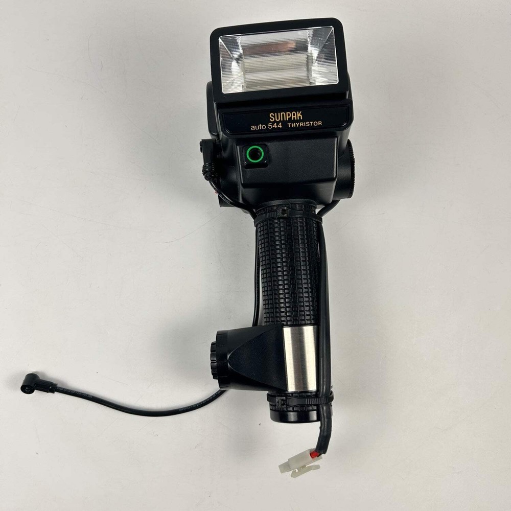 Sunpak Auto 544 Thyristor Camera Flash 544