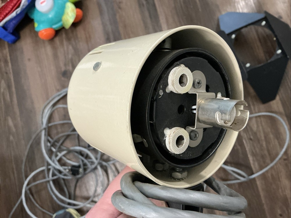 Ascorlight QC4 With Extra Cable And Barn Doors - NOT TESTED