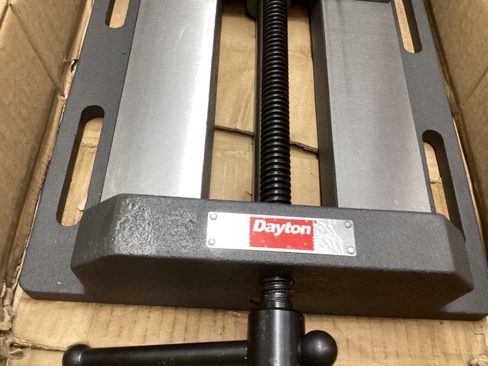 Dayton 4TK03 8" Machine Vise With Fixed Base