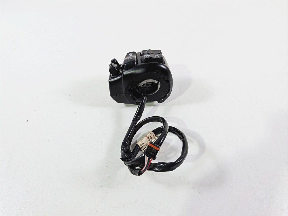 2018 Harley FLHTCU Touring Electra Glide Left Control Switch - Read 71500128