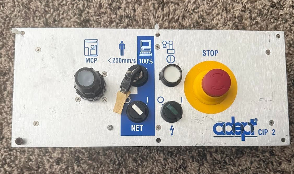 ADEPT SmartController CX 20000-310 Rev J plus Accessories