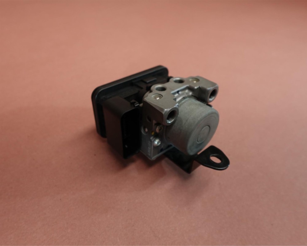 2013-2017 Kawasaki Ninja 300 EX300 ABS Pump Unit Module