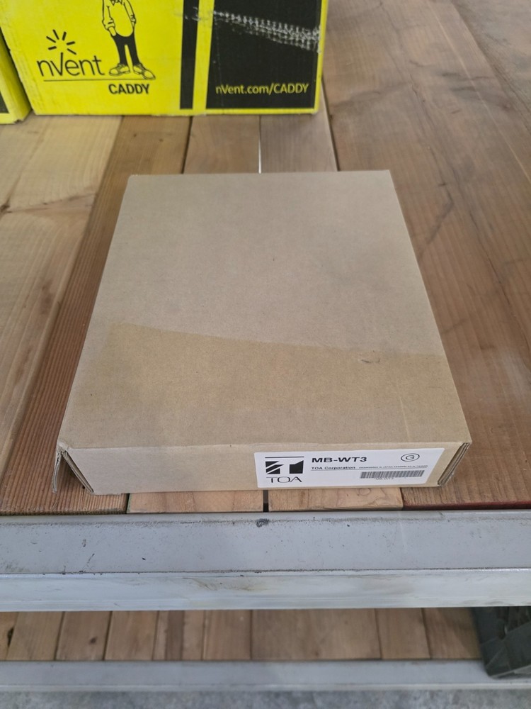 TOA MB-WT3 Rack Mount Bracket Kit OEM New Open Box w/ Hardware